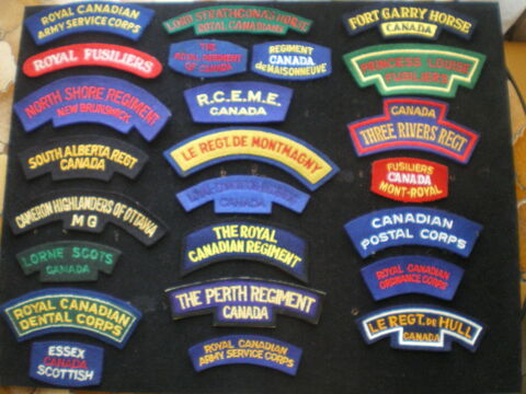 Insignes d'épaules en tissu de régiment canadien. 6 Caen (14)