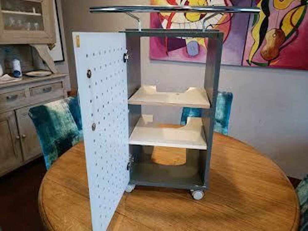 PETIT MEUBLE SOUS LAVABO Meubles