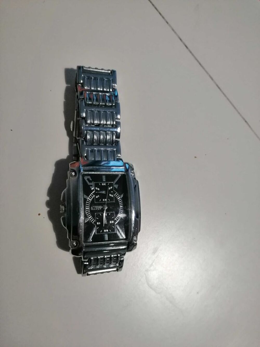 Montre Steel back Bijoux et montres