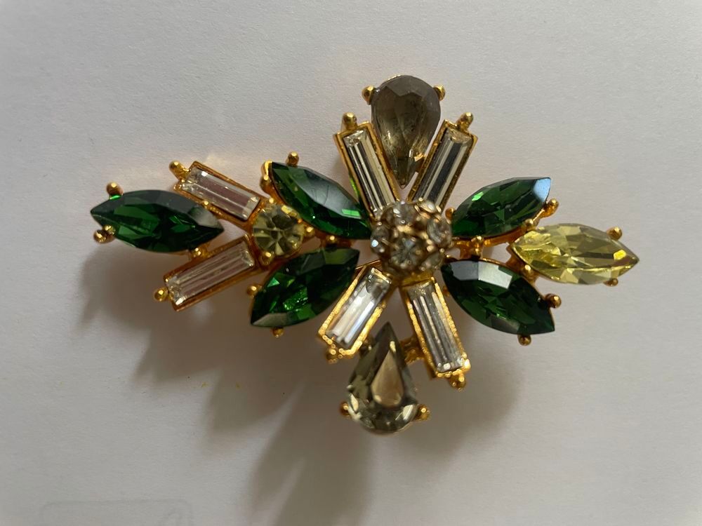 Broche Croix strass vert Crystal Christian LACROIX Bijoux et montres