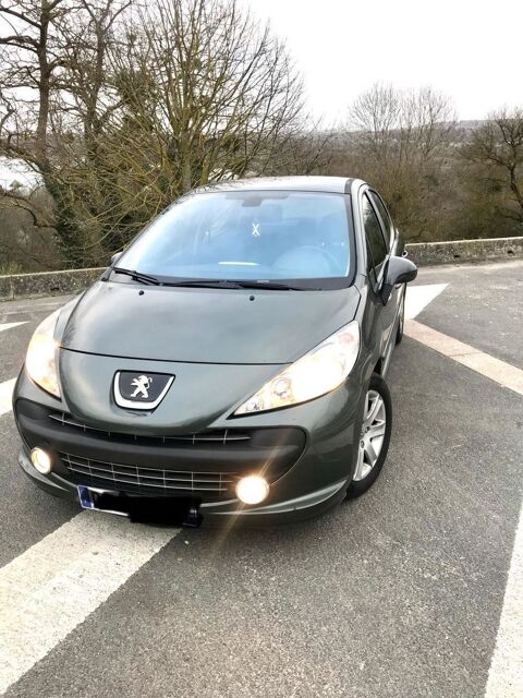 Peugeot 207 1.6 HDi 16v 110ch Exécutive