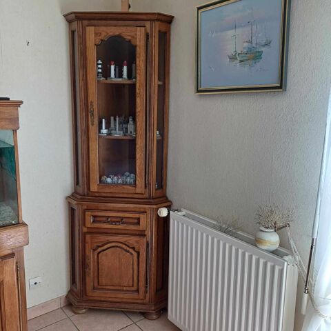 Meuble d'angle en ch�ne massif 70 Saint-Pantal�on-de-Larche (19)