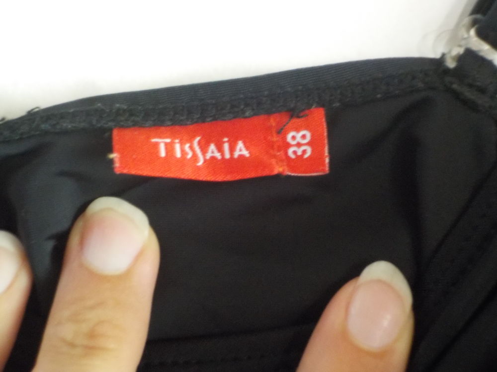 MAILLOT DE BAIN FEMME UNE PIECE NOIR TISSAIA TAILLE 38 Vêtements