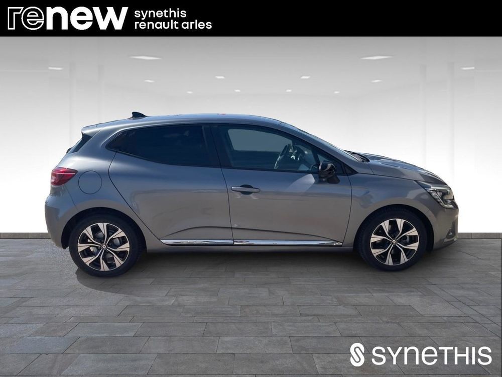 Clio V Clio E-Tech full hybrid 145 Evolution 2023 occasion 13200 Arles