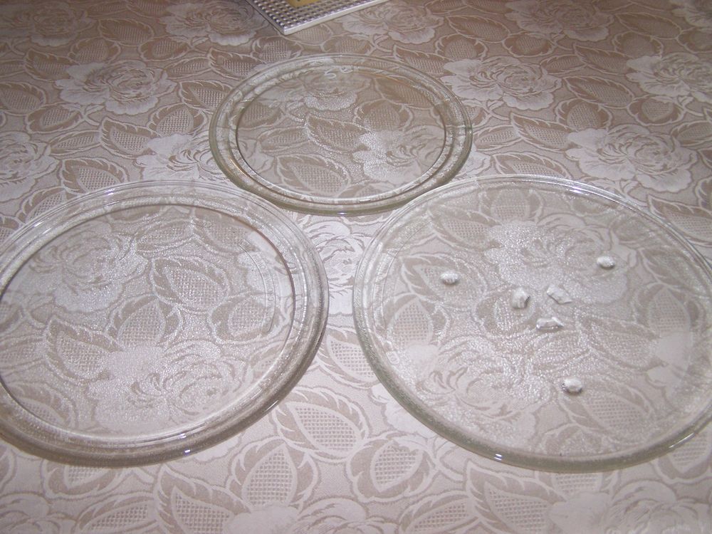 Plateau tournant en verre four micro ondes: 2€ pi&egrave;ce
Electroménager