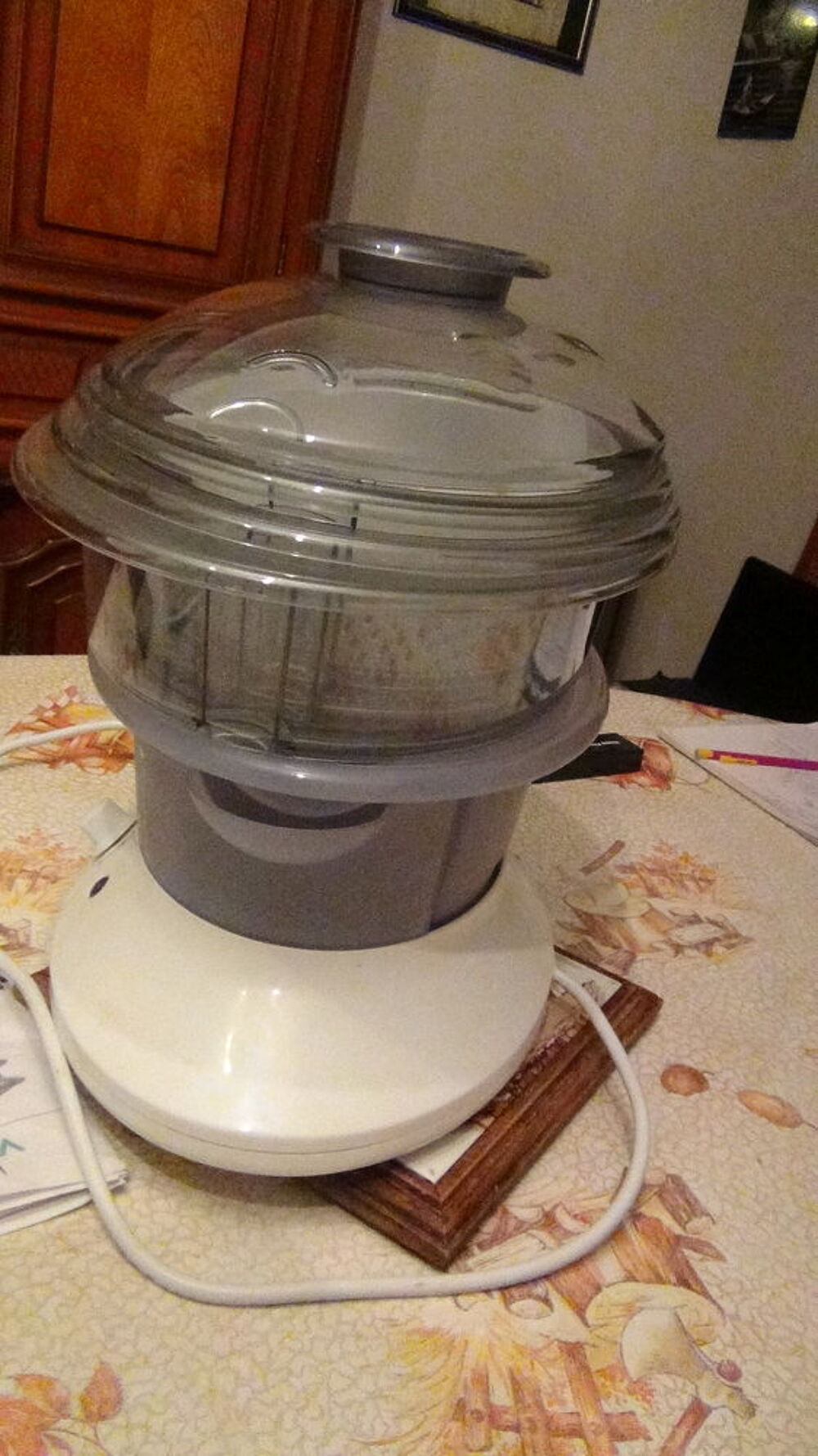 APPAREIL A VAPEUR Electroménager