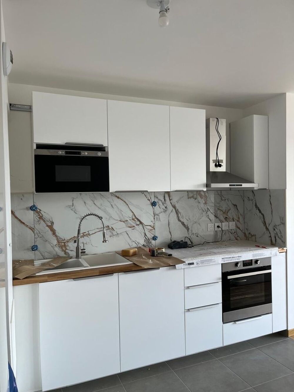 Cuisine IKEA blanc laqu&eacute; avril 2025 Meubles