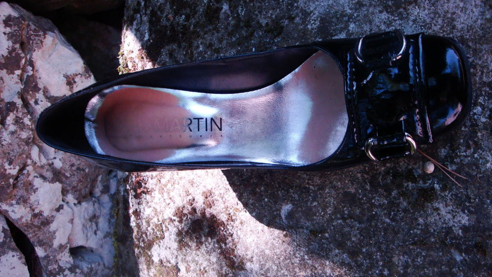 Escarpins italien en vernis noir marque B MARTIN Chaussures