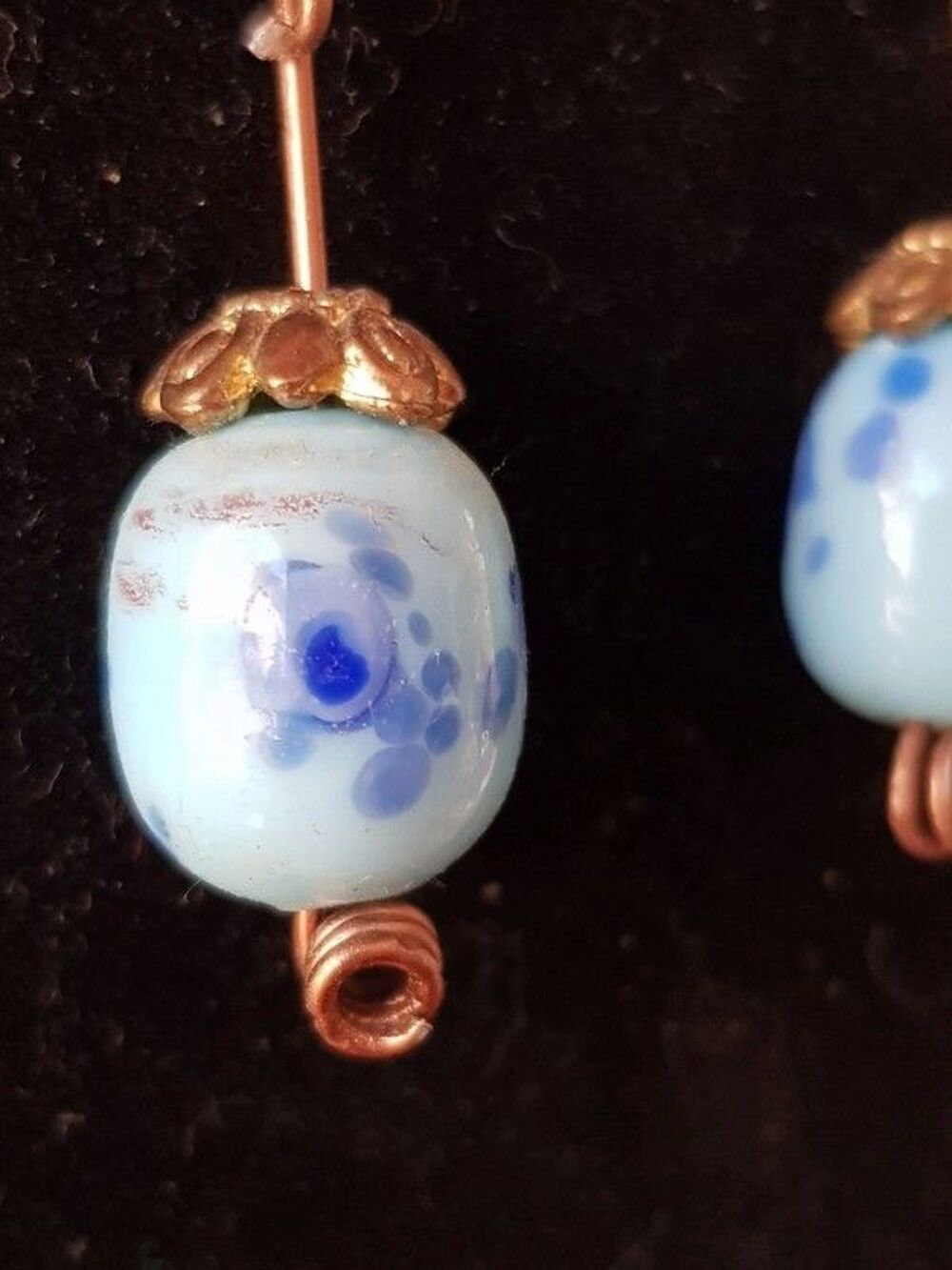 Boucles d'oreilles pendantes bleues d&eacute;coration fleurs tr&egrave;s b Bijoux et montres