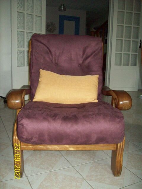 salon 1 canap + 2 fauteuils 0 Rozier-Ctes-d'Aurec (42)
