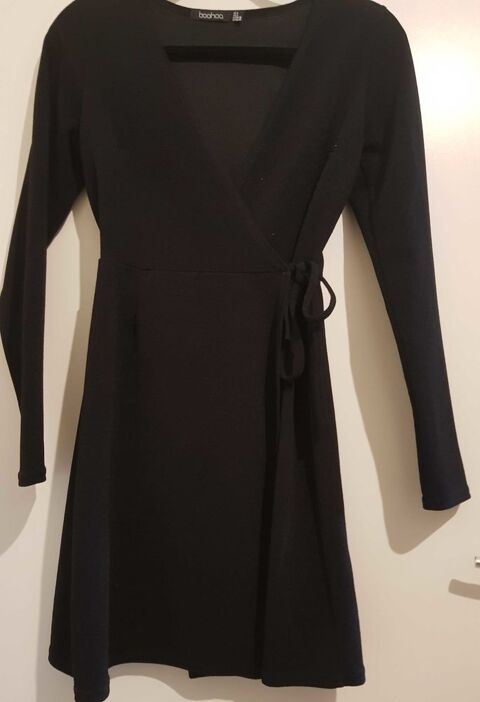 Robe portefeuille  BOOHOO 5 Sciez (74)