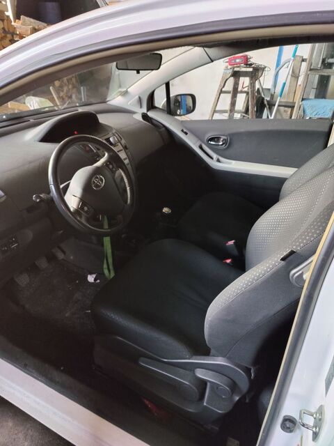 Toyota yaris 1.4 - 90 D-4D Confort