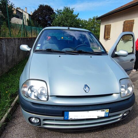 Renault clio ii Clio 1.6i 16V Initiale