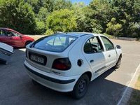 M&eacute;gane 1.4ie 1997 occasion 01000 Bourg-en-Bresse