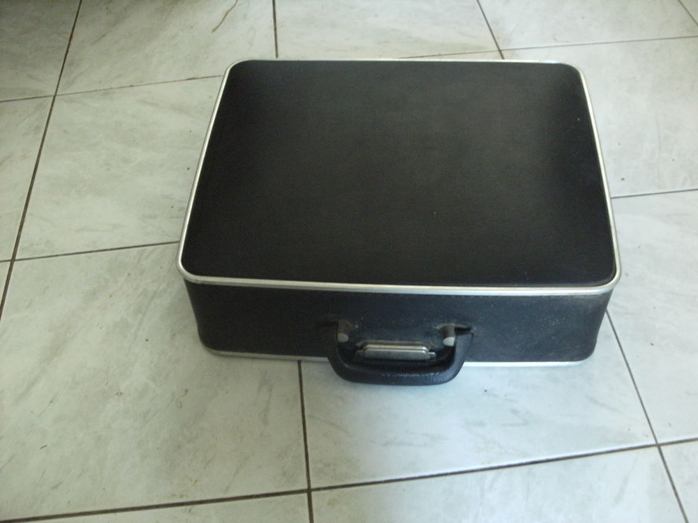 machine a ecrire BROTHER de luxe 1510 (automatique) 