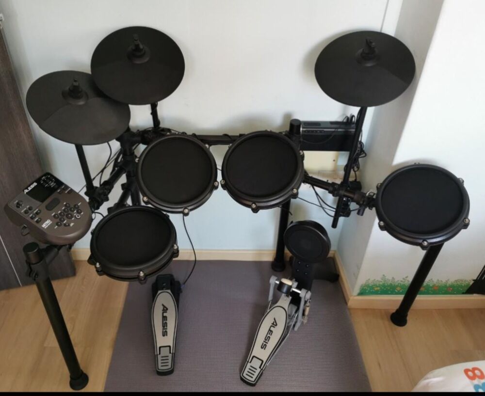 Batterie Alesis Nitro Drum modules Instruments de musique