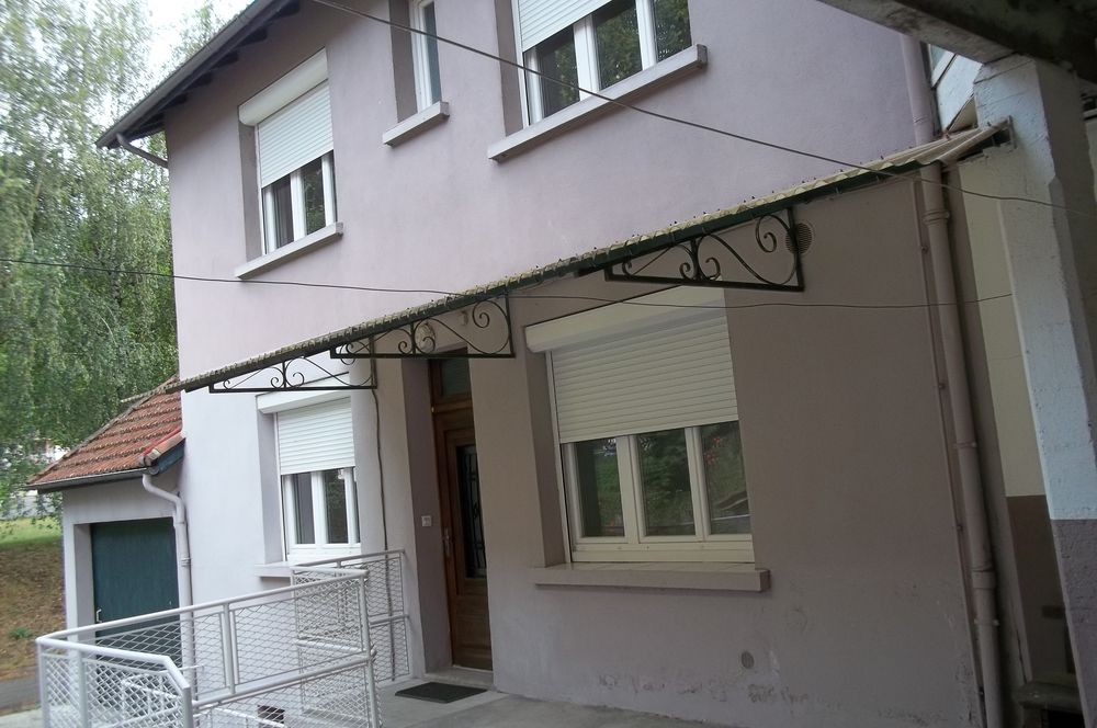 Location Maison MAISON DE VILLE T3 70 M², AVEC TERRASSE, COUR ET GARAGE Cransac