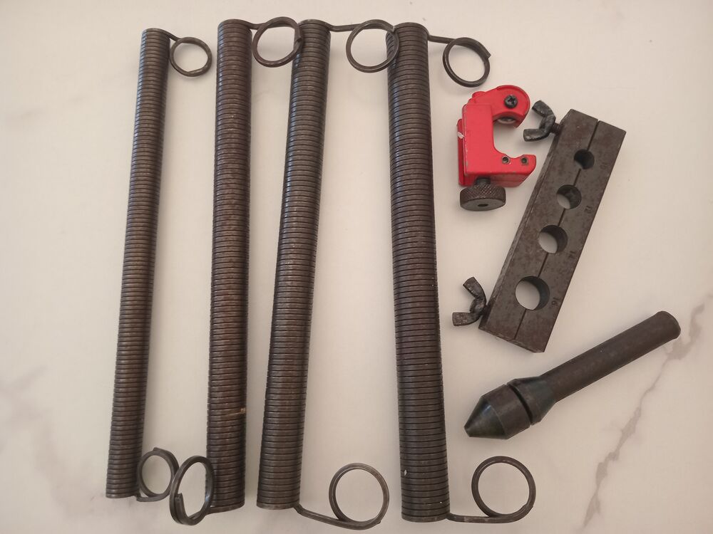 Outils pour Cuivre de 1,535kg + caisse en fer pour outils Bricolage