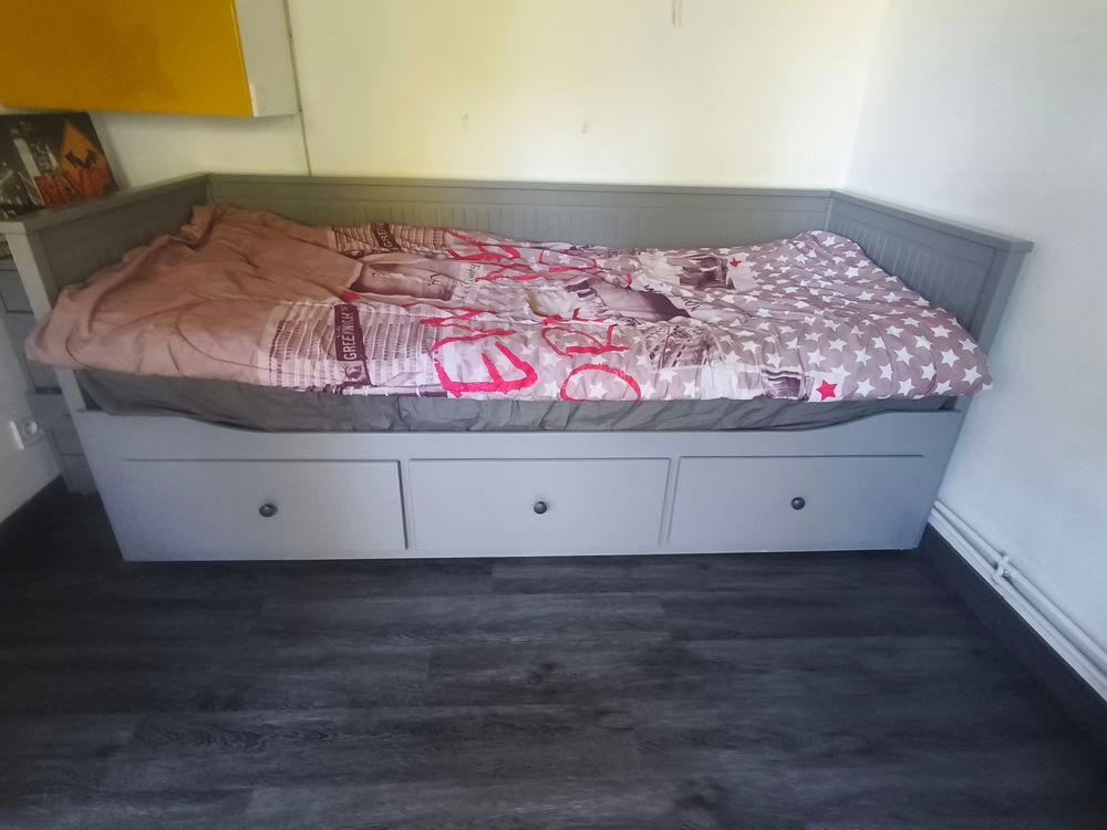 Lit banquette Hemnes 2 places (structure+2matelas ) Meubles