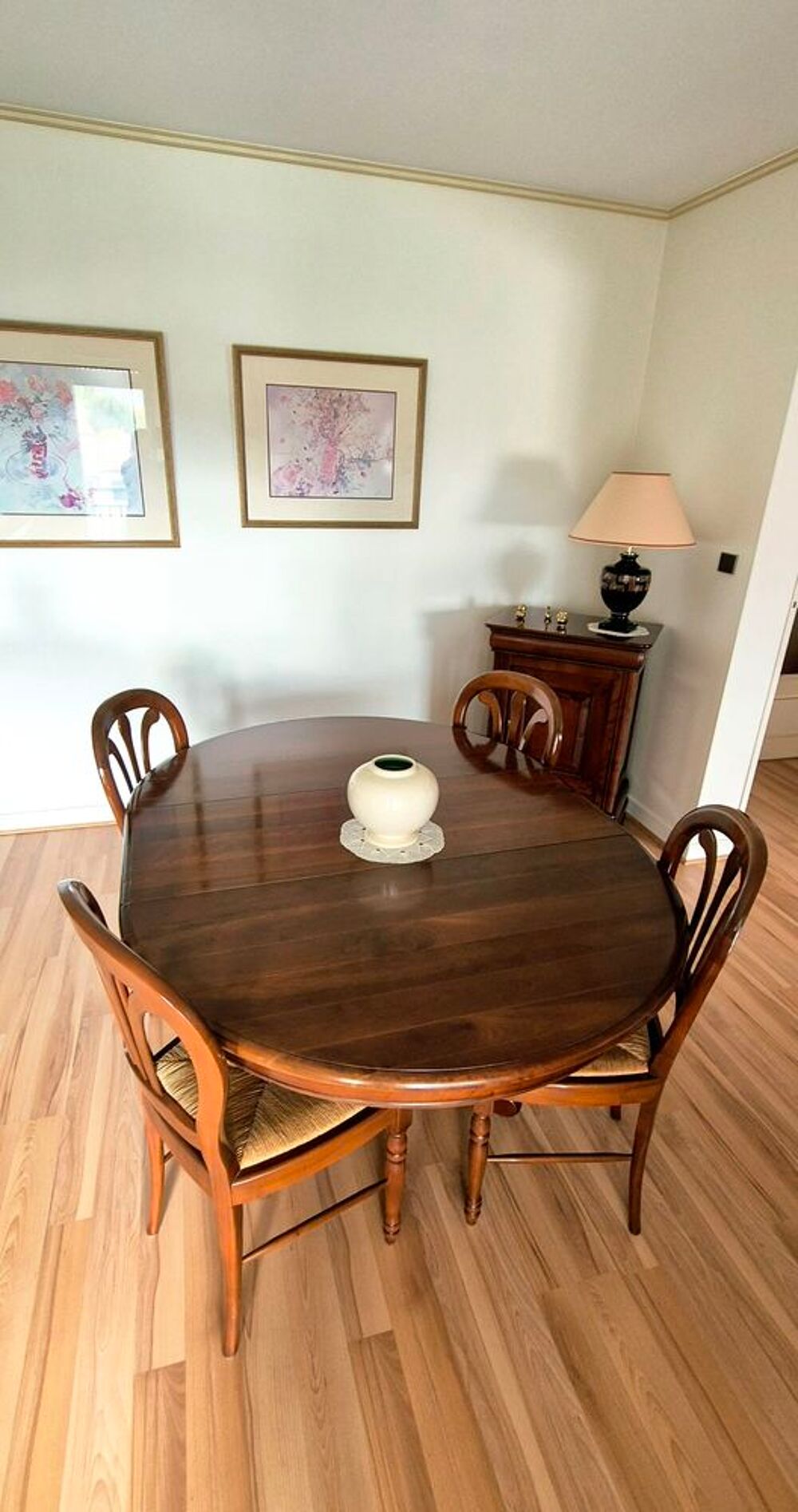 ensemble complet de mobilier de salle &agrave; manger en merisier Meubles