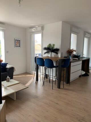  Appartement à louer 3 pièces 59 m²