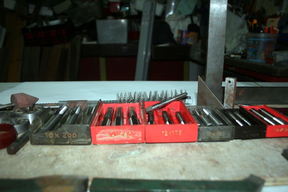 Tarauds et filieres Bricolage