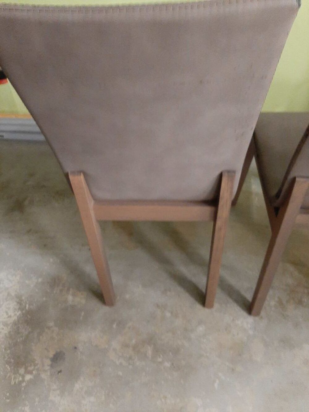 6 chaises d'int&eacute;rieur. Meubles