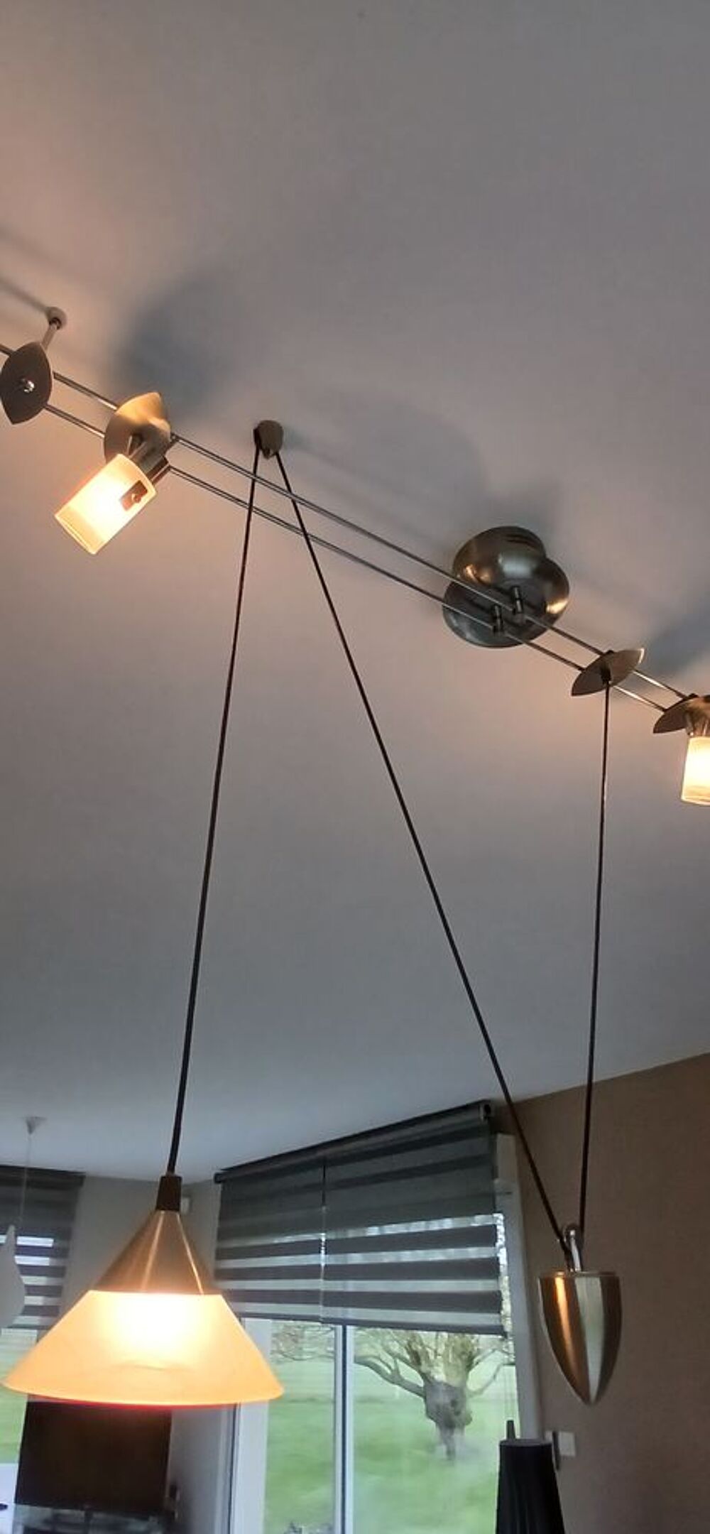  Quelle jolie suspension qui illuminera TOUTE votre table ! Décoration