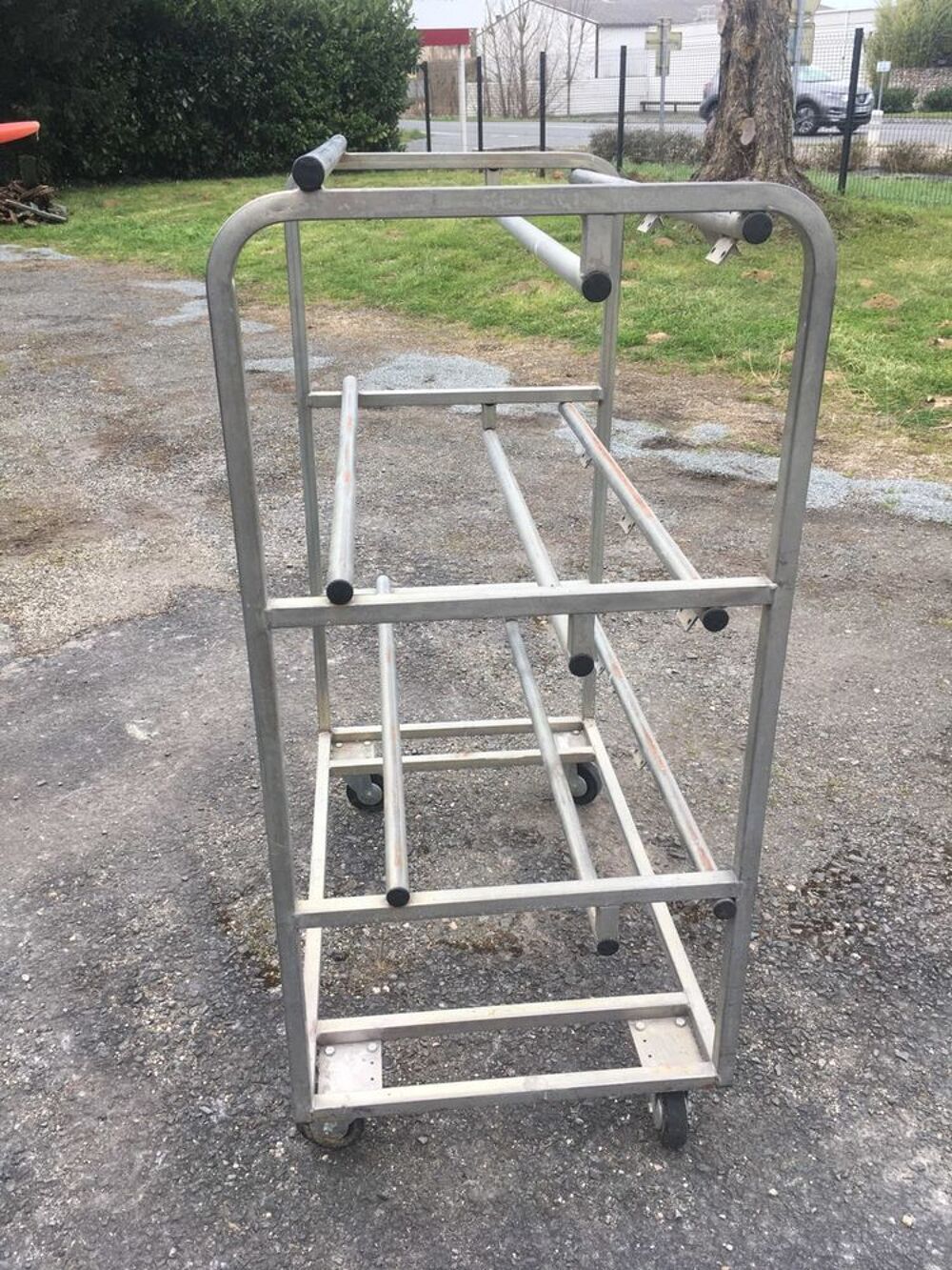 Structure alu sur roulette (G) Bricolage