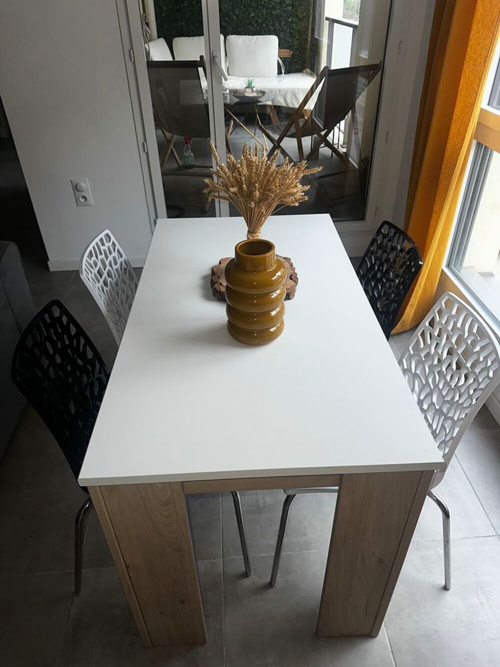 Ensemble table et chaises Meubles