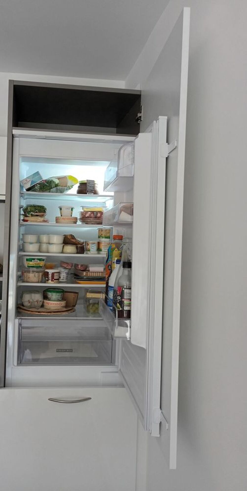 R&eacute;frig&eacute;rateur cong&eacute;lateur combin&eacute; encastrable Whirlpool Electroménager