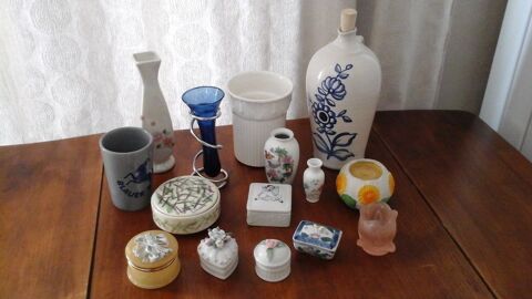 Bibelots d�coratifs en verre et fa�ence 1 Angers (49)