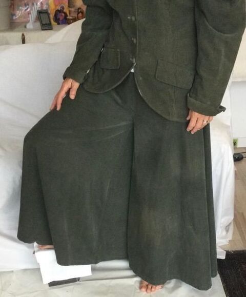 Tenue 3 pi�ces velours � cotes �quitation o amazone T 38-40 100 Saint-Malo (35)