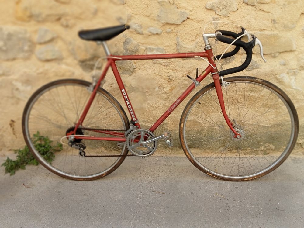 VELO DE ROUTE MANU FRANCE Pr LE BENIN Vélos