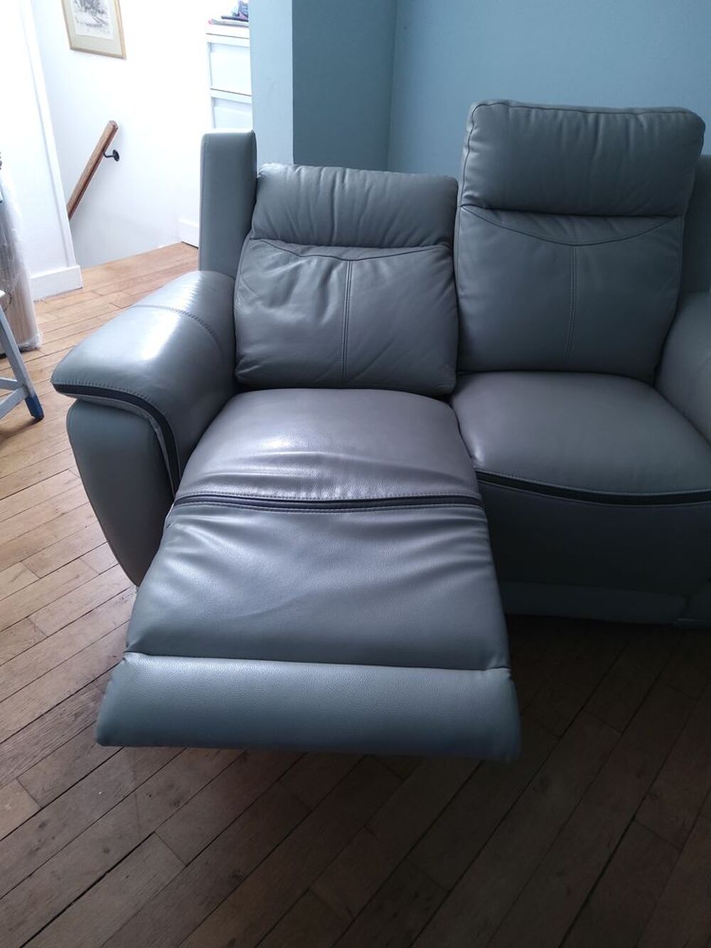 Canap&eacute; cuir 2 places &eacute;lectrique relevable Meubles
