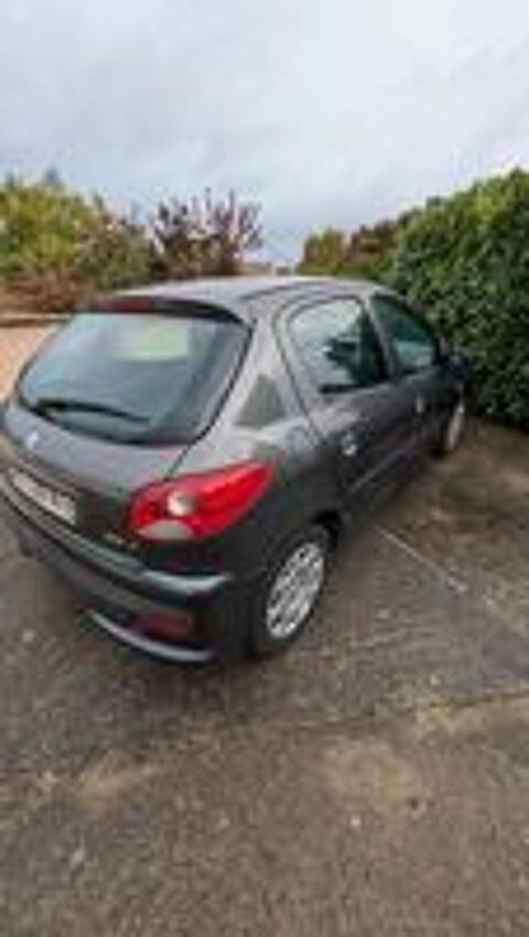 206 + 1.4e 75ch Active 2011 occasion 11610 Pennautier