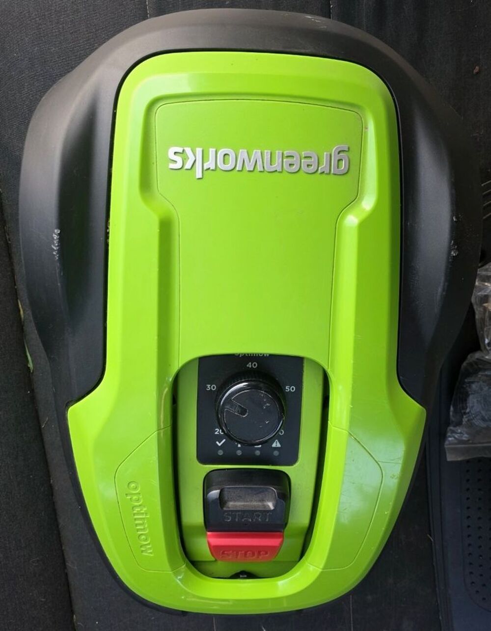 robot tondeuse thermique Jardin