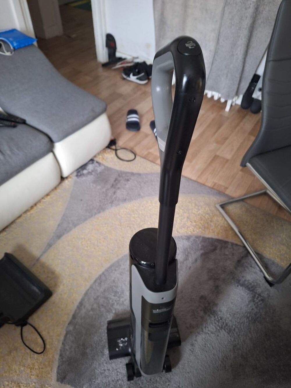 Aspirateur balai Dreame noir Electroménager