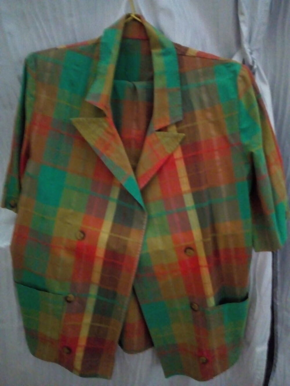 Tailleur jupe taille 38 &agrave; carreaux (tendance verte) Vtements