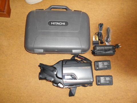 Camescope VHS Hitachi S2500 15 chenoz-la-Mline (70)
