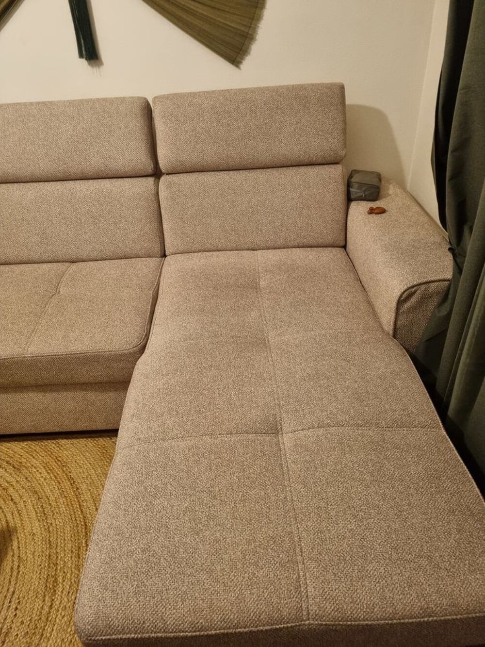 Canap&eacute; d'angle convertible beige Meubles