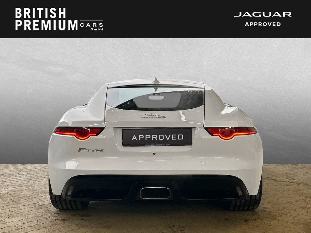 F-Type Coup&eacute; 2L Essence 300 ch BVA8 R-Dynamic 2019 occasion 69007 Lyon