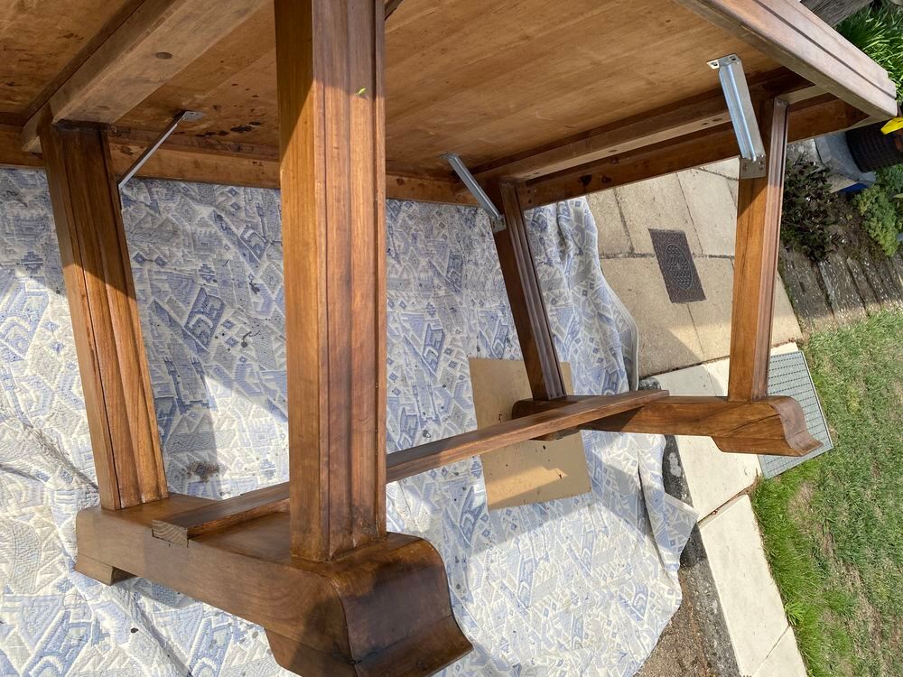 Table bois massif ch&ecirc;ne et noyer 160 / 100
Meubles