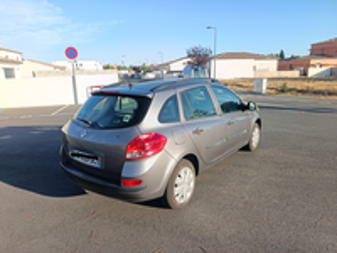 Clio III Estate Clio Estate III 1.2 16V 75 eco2 Authentique 2009 occasion 34500 B&eacute;ziers
