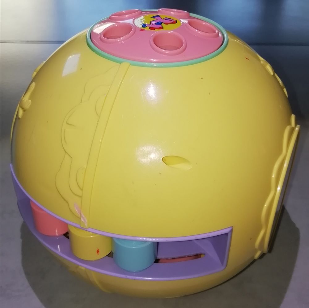 Boule avec 6 jeux d'&eacute;veil Jeux / jouets