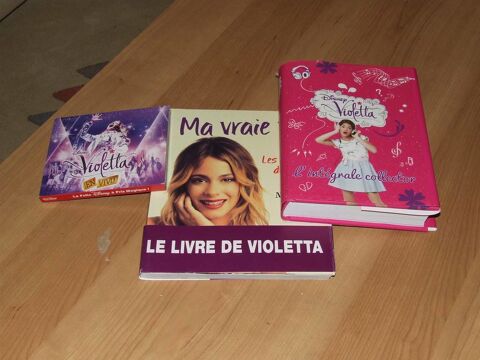 Lot Violetta (1�Cd et 2 livres) TBE 5 Bagnolet (93)