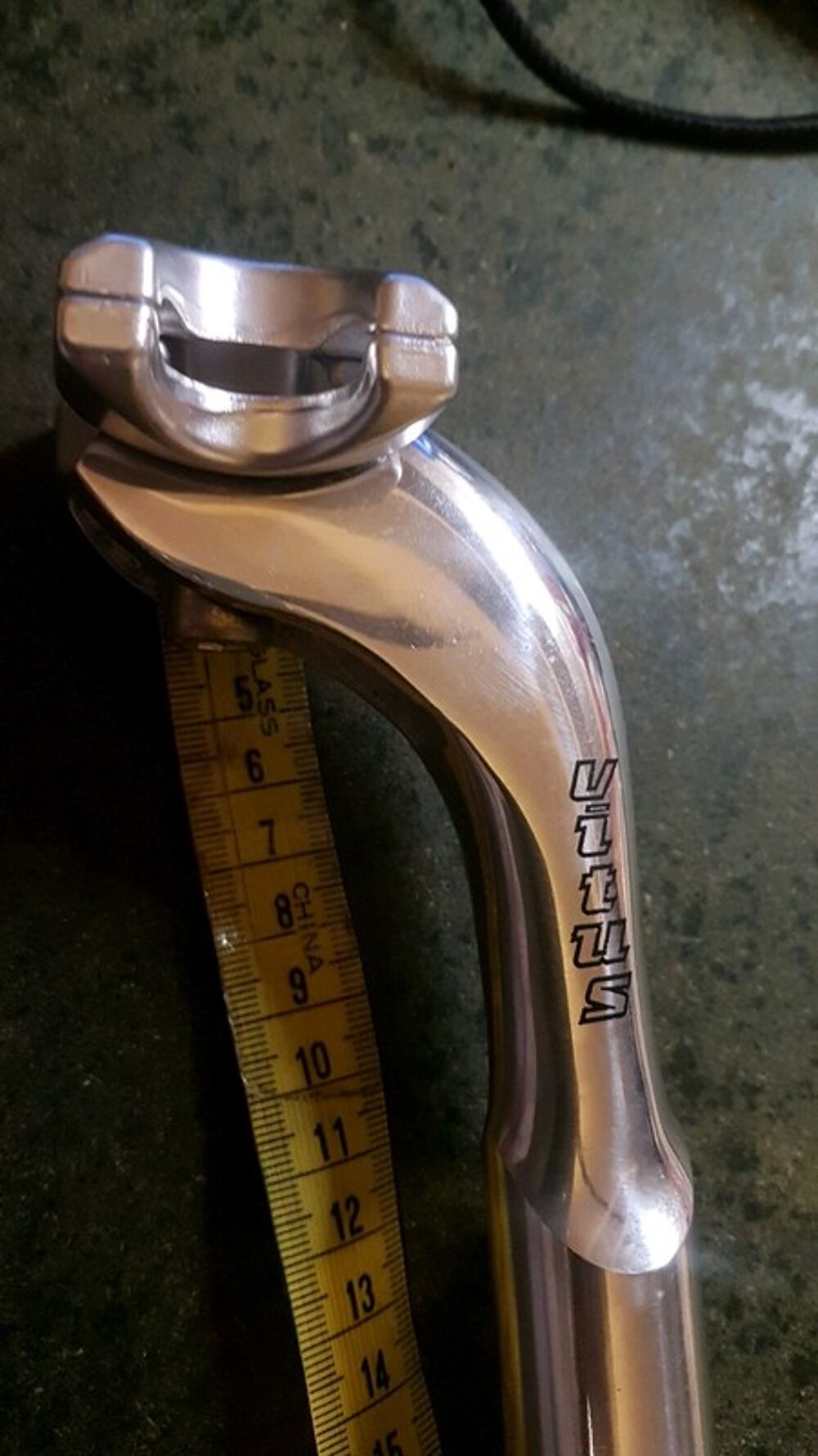 tige de selle vitus
plusieurs dimensions Vélos