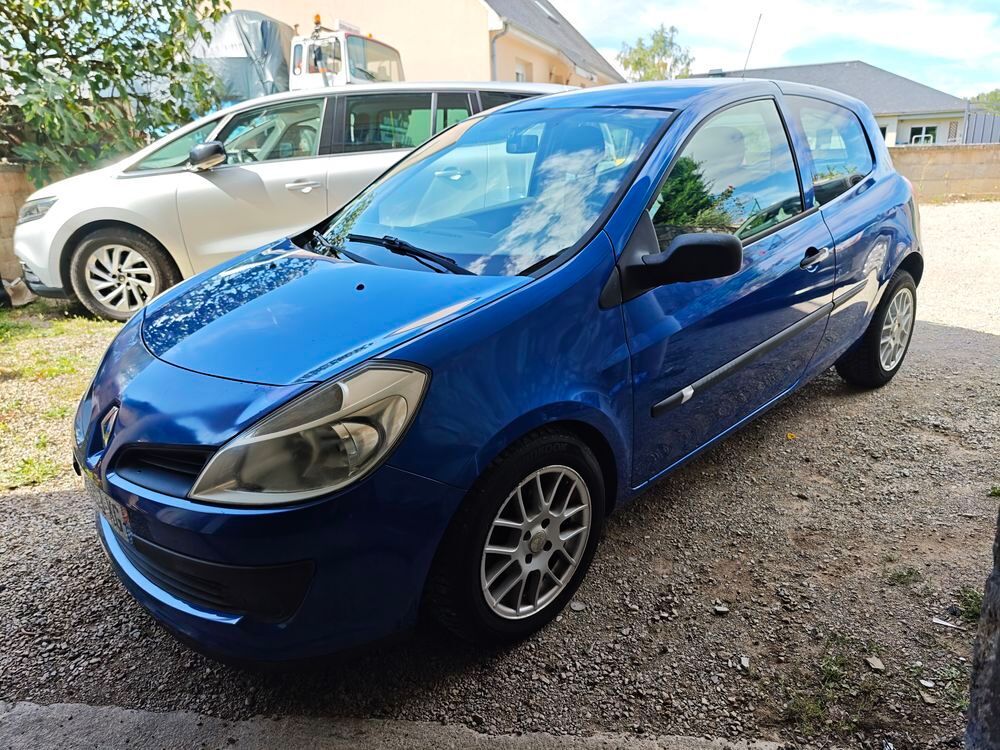 Clio III 1.2 TCE 100CV 2007 occasion 12850 Onet-le-Ch&acirc;teau