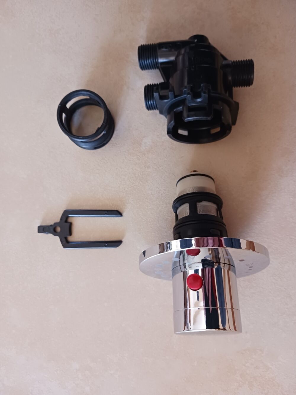 Pi&egrave;ce pour douche baln&eacute;o Passion Bricolage