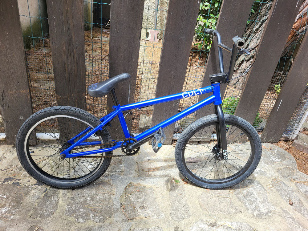 V&eacute;lo BMX enfant -ado Vélos